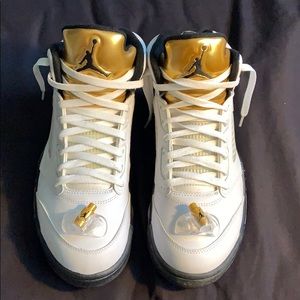 Men’s air Jordan 5 olympic gold